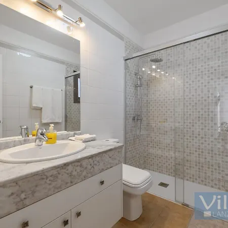 Mundaka By Villitas *